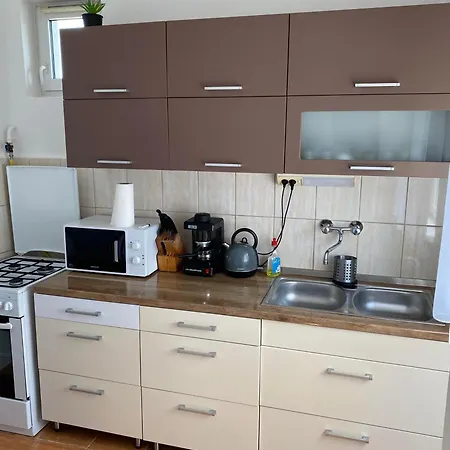 Kincso Vendeghaz Apartment *