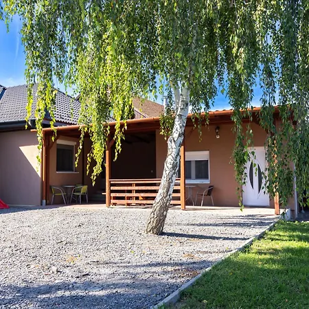 Kincső Appartamento *