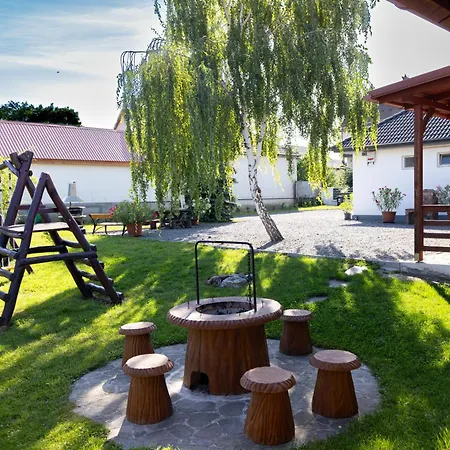 Apartment Kincso Vendeghaz *