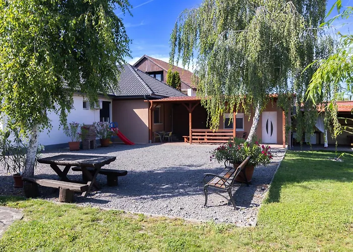 Kincso Vendeghaz Apartament